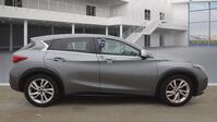 INFINITI Q30