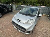 PEUGEOT 107